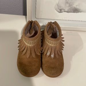 Tucker+Tate toddler moccasin booties. Size 4 walker.
